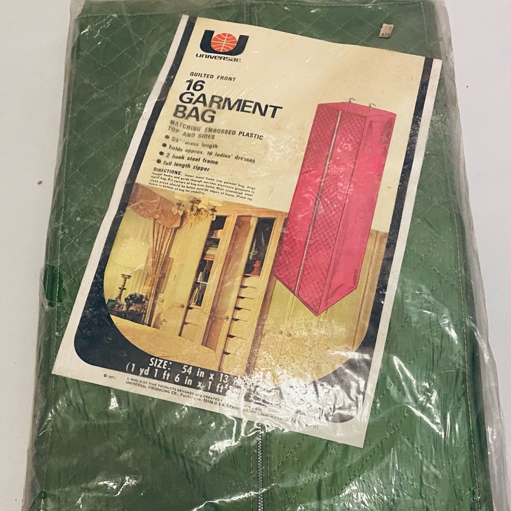 Vintage Garment Quilted Plastic Bag, sealed in Original Package